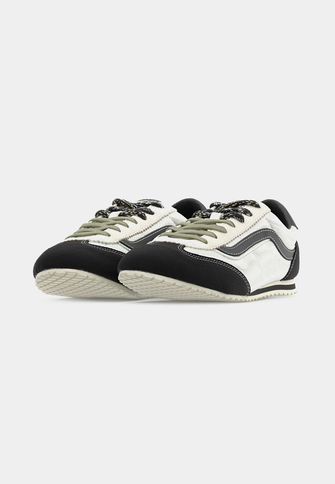 Zapatillas Vans Super Lowpro - Black / Hero