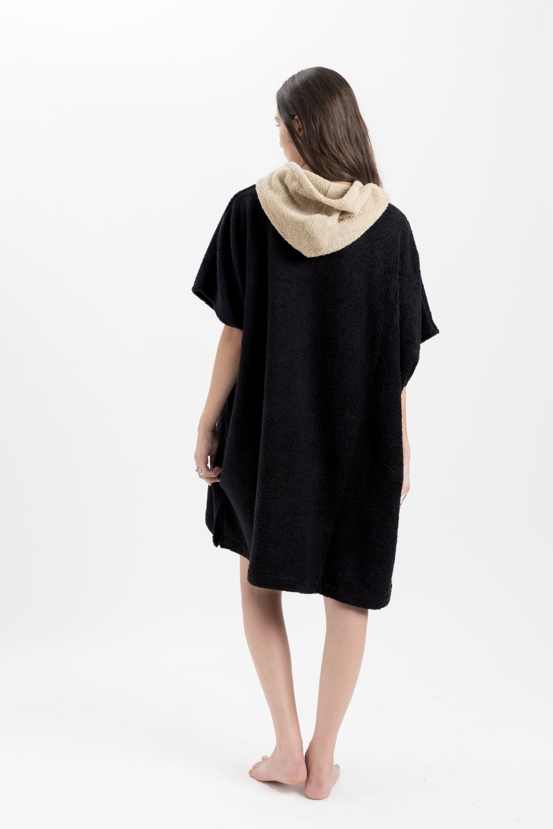 Ponchos Bordado - Negro/earth
