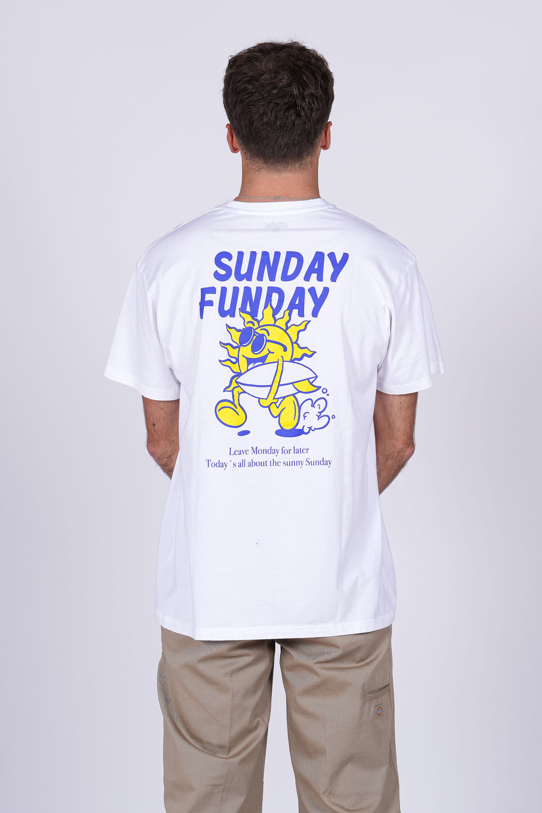 Camiseta Sunday Funday - blanco