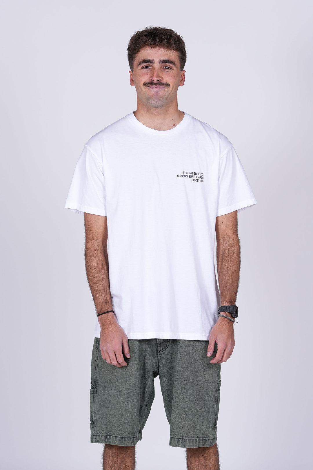 Camiseta Happy Hour - blanco