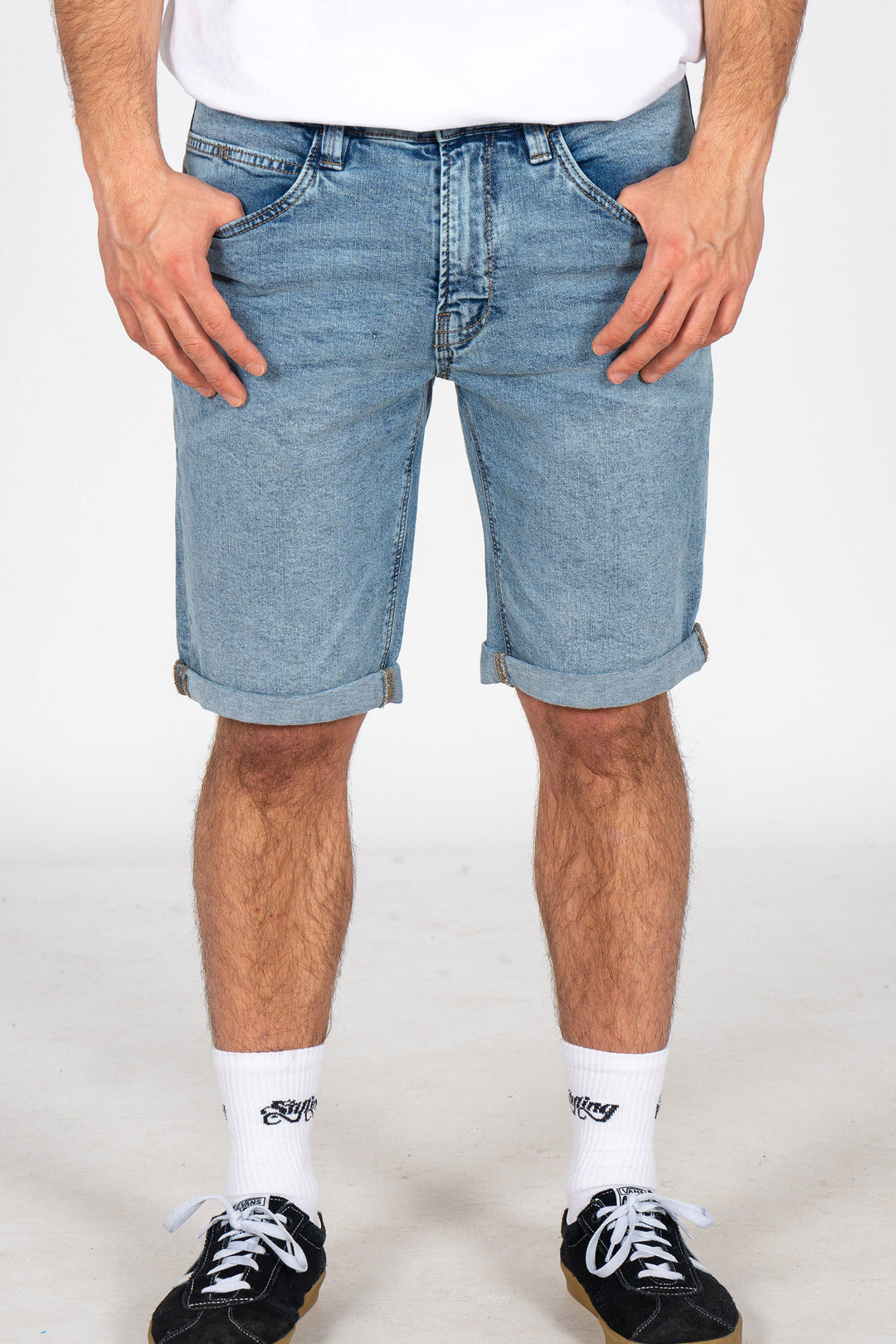 Bermuda Kadem (Blue Wash) - blue wash