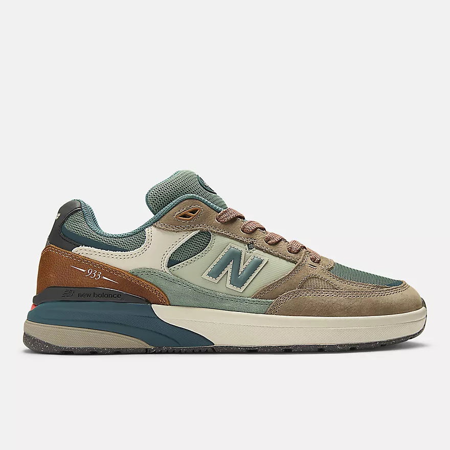 Zapatillas NB Numeric Andrew Reynolds 933 - mushroom