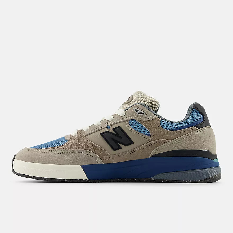 Zapatillas NB Andrew Reynolds 933 - mushroom con still water
