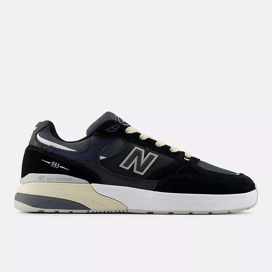 Zapatillas NB Andrew Reynolds 933  - black con eclipse