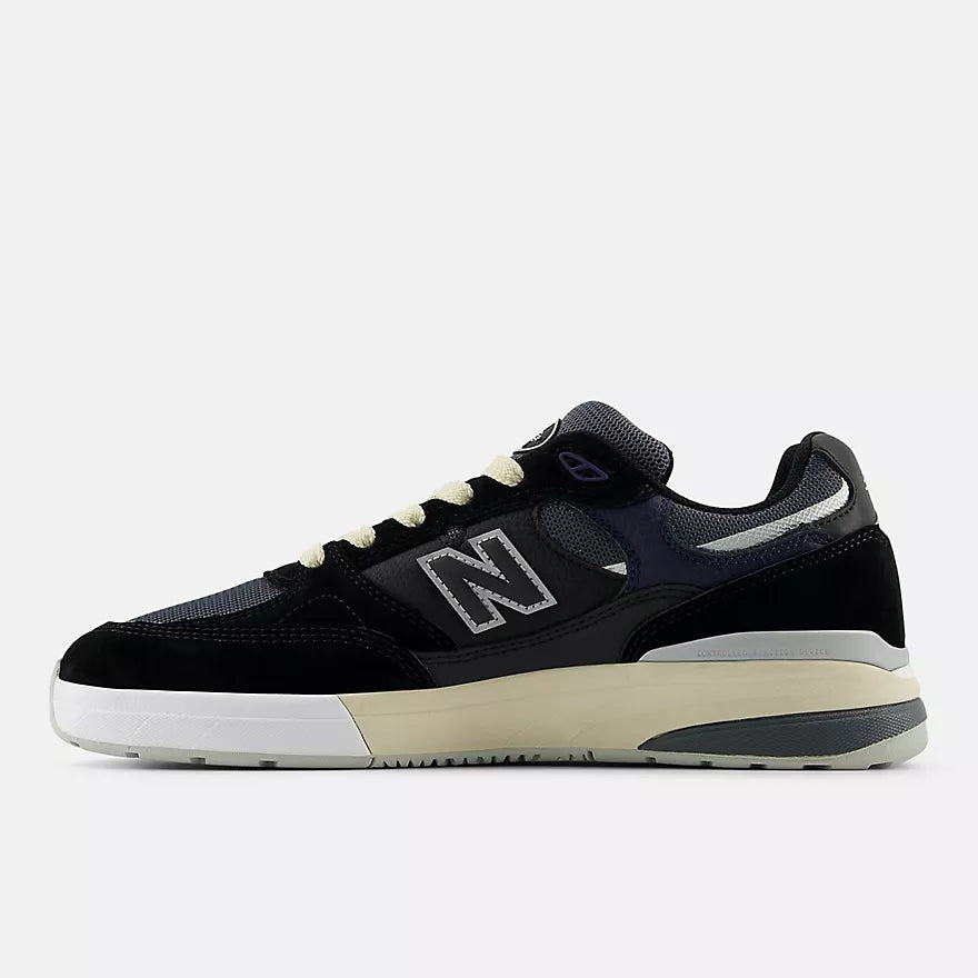 Zapatillas NB Andrew Reynolds 933  - black con eclipse